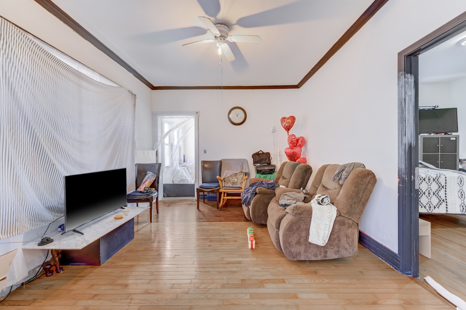 1248 N Lawndale Avenue Property Photo 5