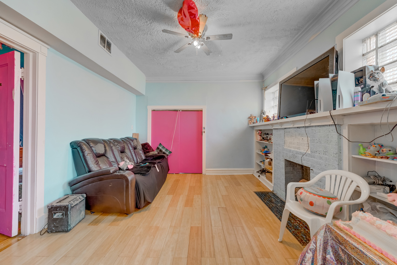 1248 N Lawndale Avenue Property Photo 11