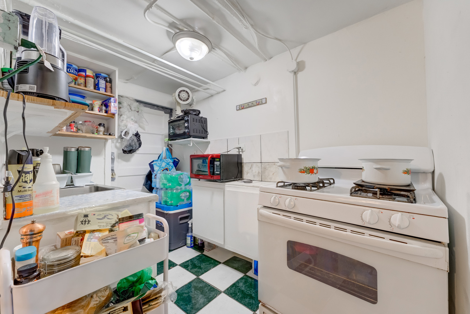 1248 N Lawndale Avenue Property Photo 31