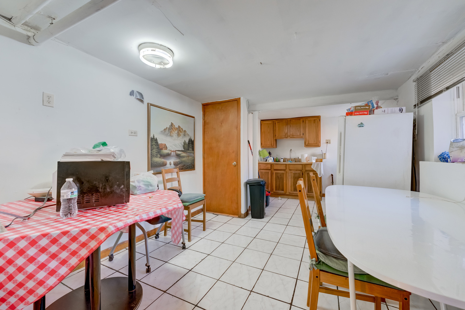 1248 N Lawndale Avenue Property Photo 33
