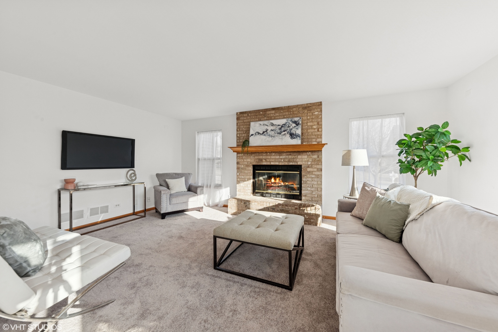 1655 Vista Lake Drive Property Photo 8