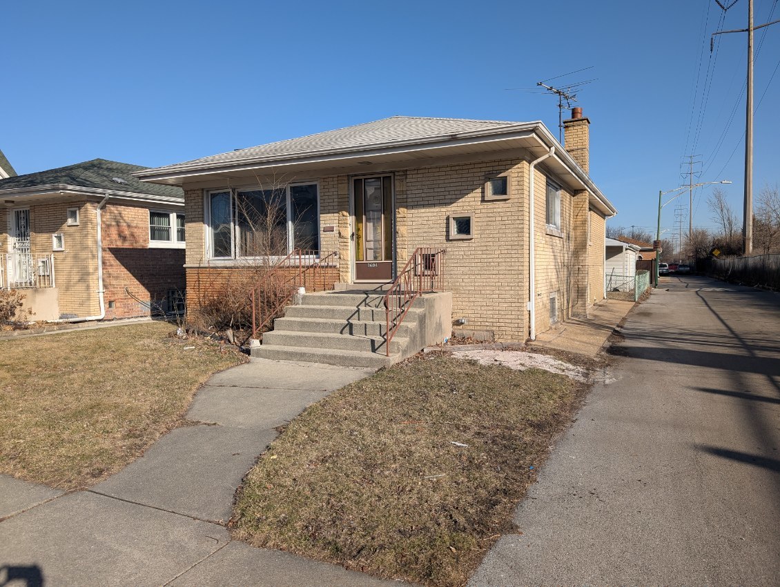3604 W 64th Street Property Photo 1