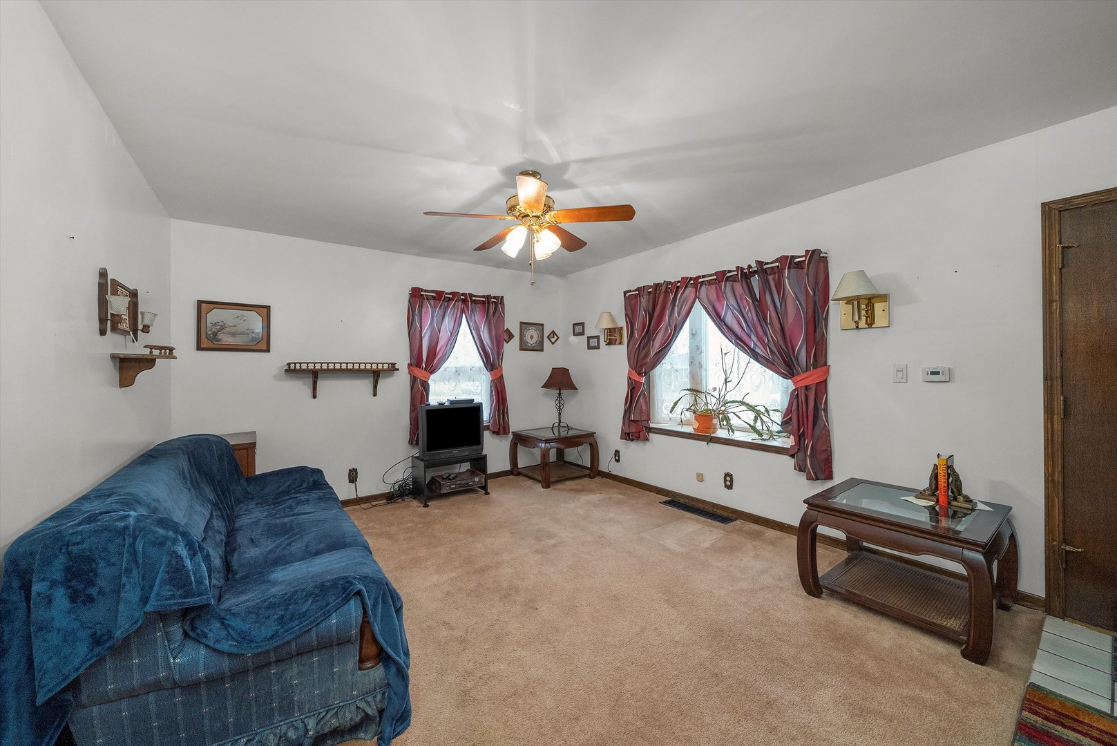 5348 8th Avenue Property Photo 3