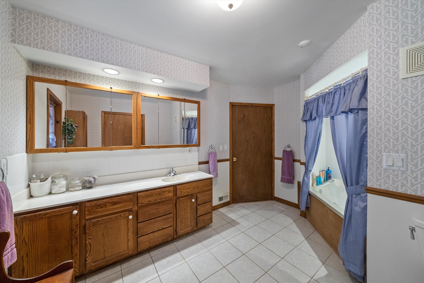 5348 8th Avenue Property Photo 6