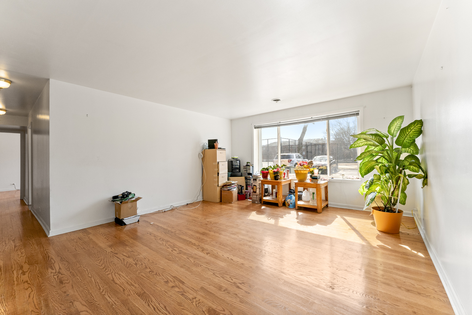 6220 N Ridge Avenue S105 Property Photo 8