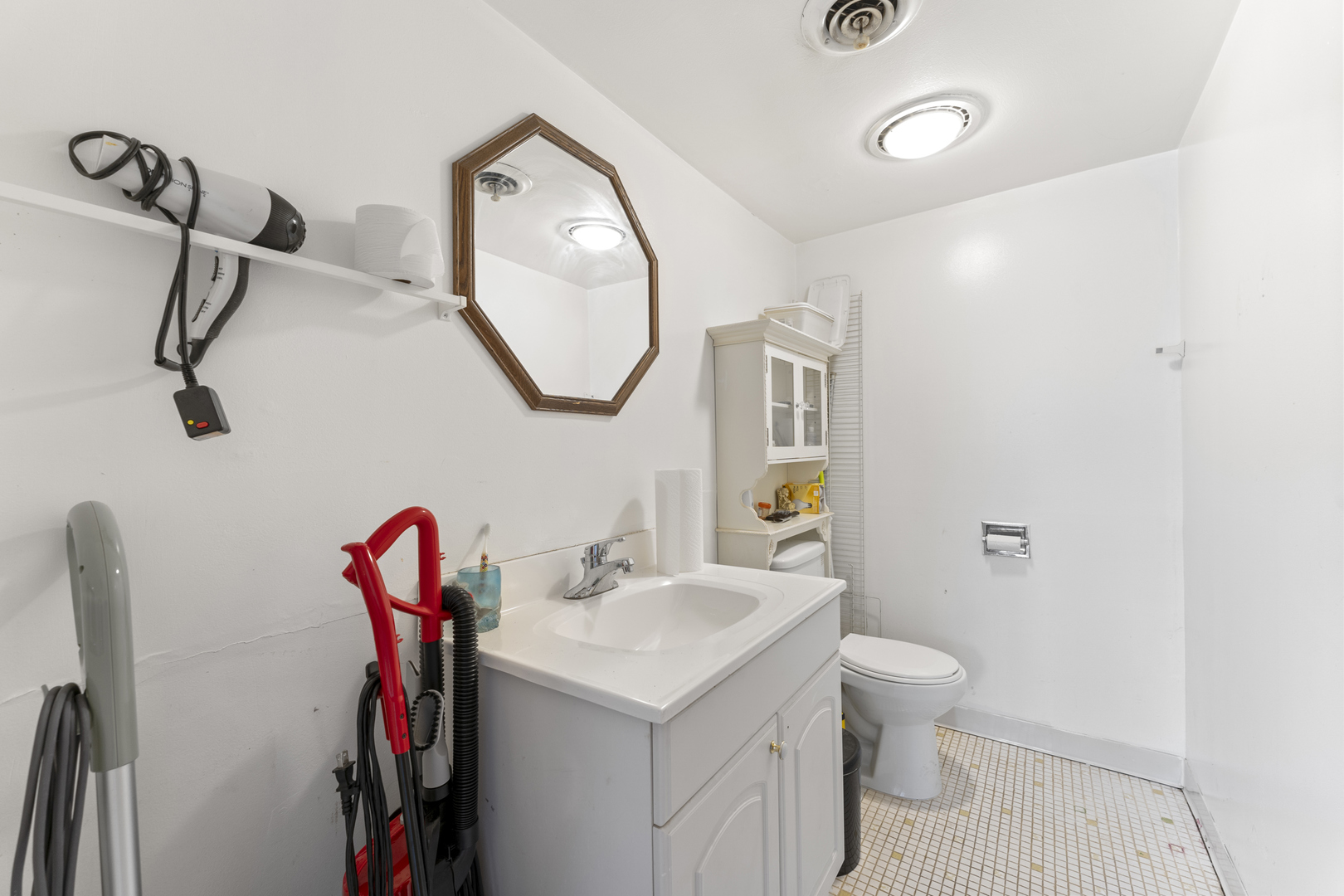 6220 N Ridge Avenue S105 Property Photo 12