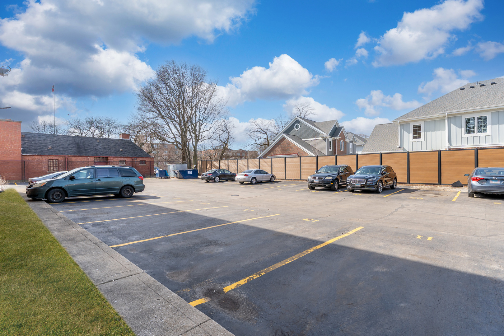 6220 N Ridge Avenue S105 Property Photo 16