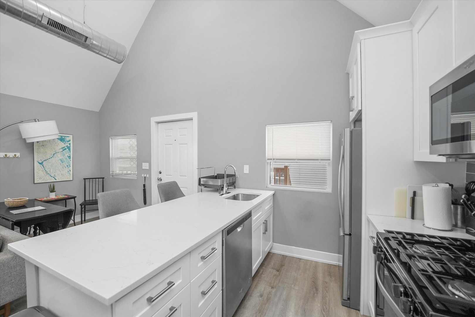 2019 N Sawyer Avenue Property Photo 17