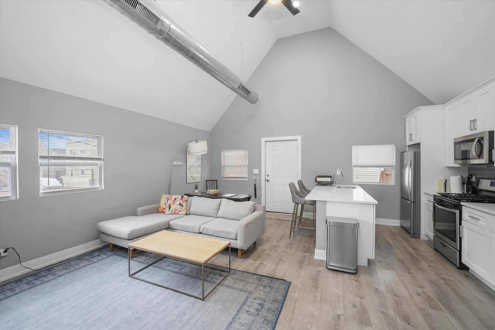 2019 N Sawyer Avenue Property Photo 19