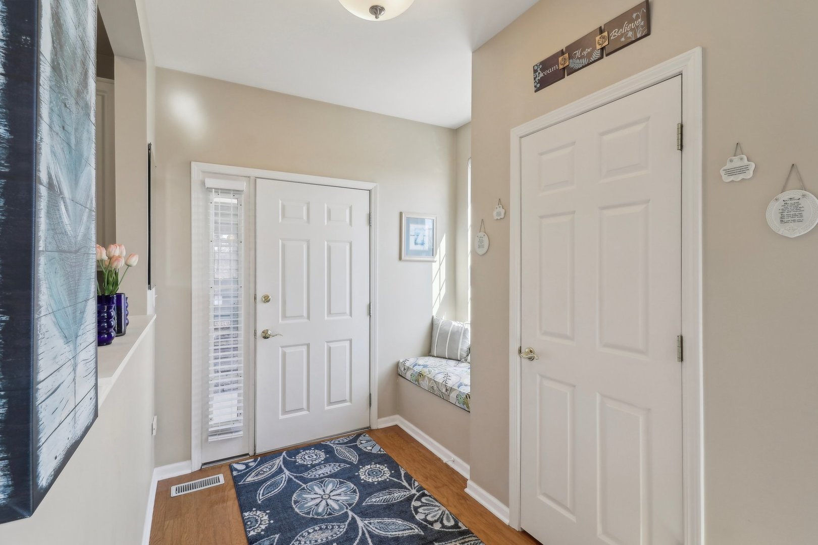 2433 Golf Ridge Circle Property Photo 2