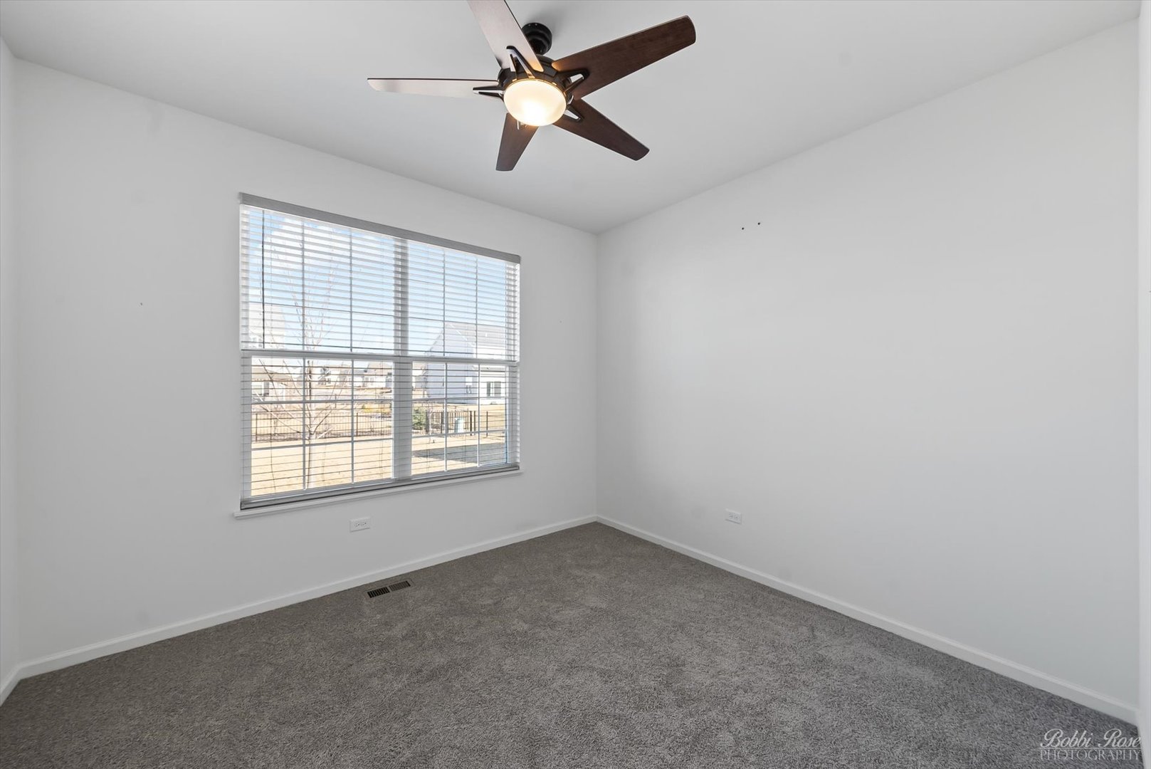 9700 Weltzien Street Property Photo 16