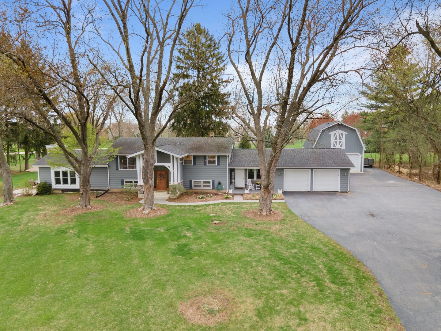 Cary Grove Community High School Real Estate Listings Main Image