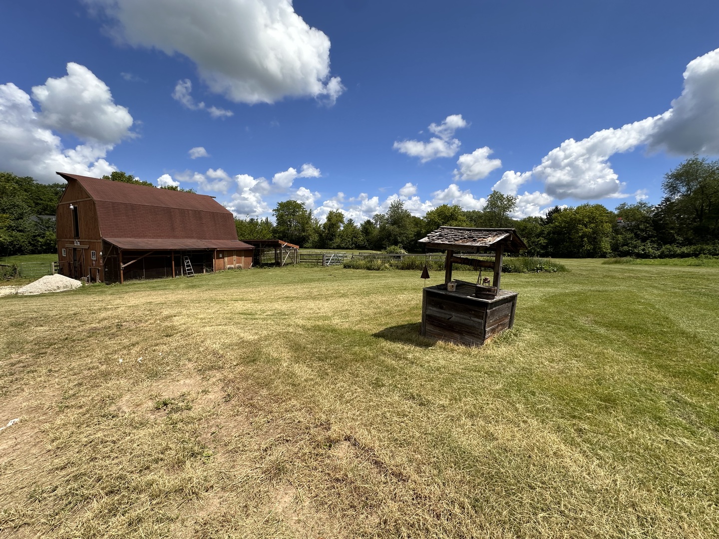 2508 S Justen Road Property Photo 1