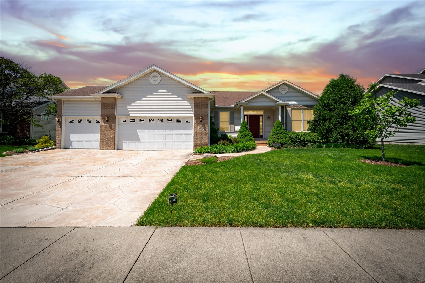 1302 Janet Drive Property Photo