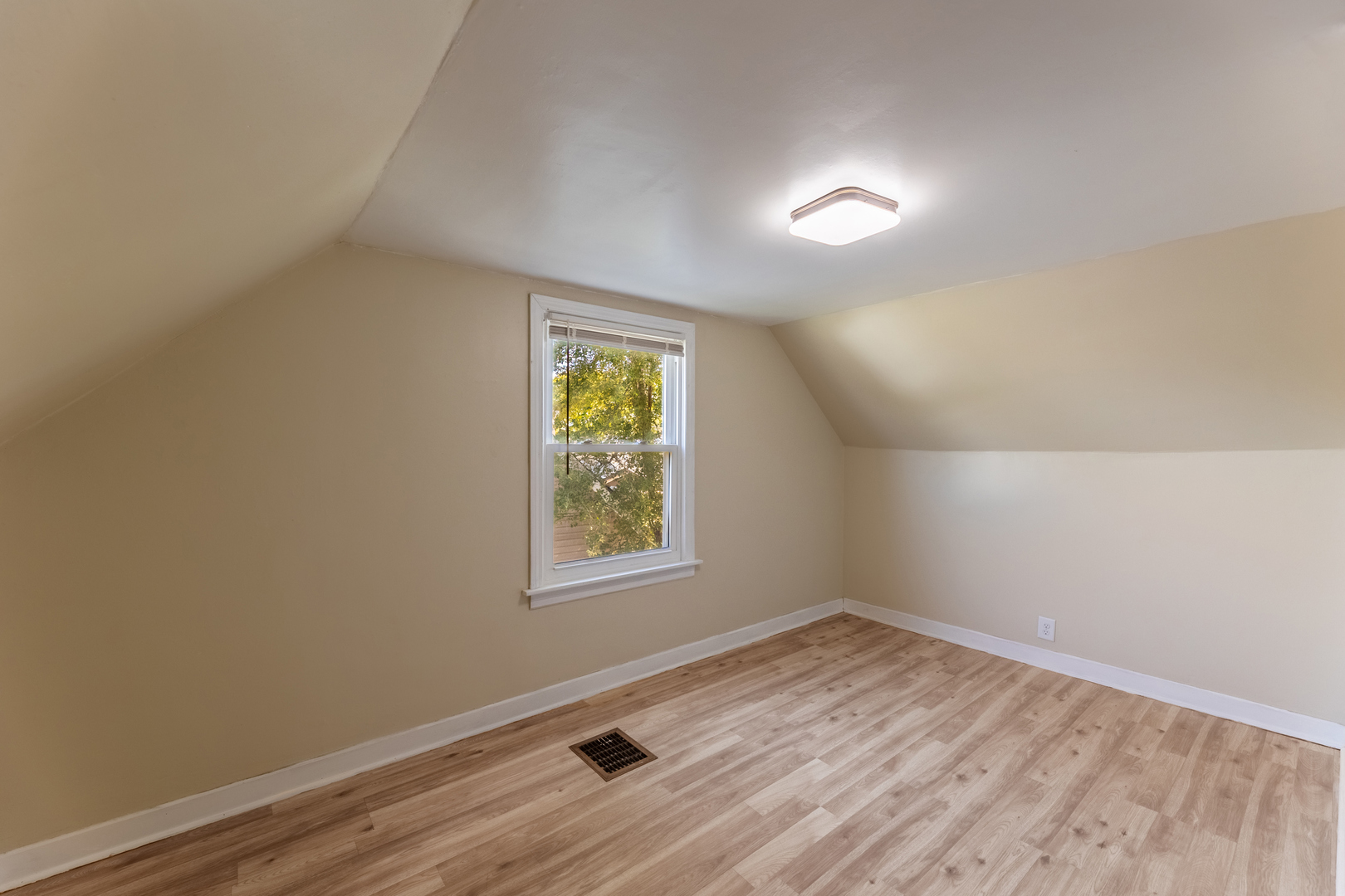 3939 W 85th Street Property Photo 13