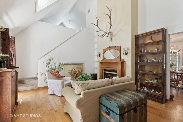 449 Roslyn Road Property Photo 8