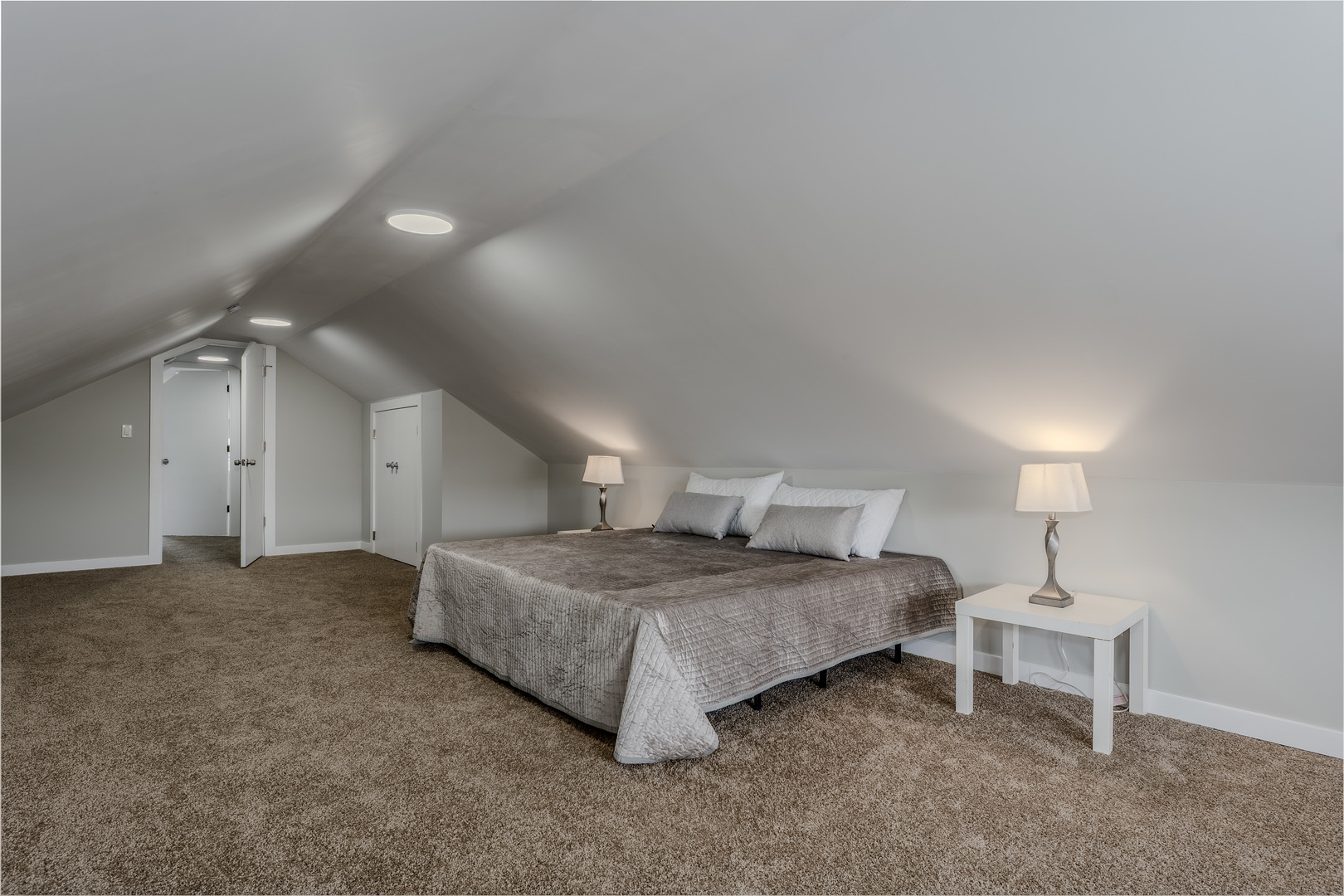 10131 S Calumet Avenue Property Photo 21