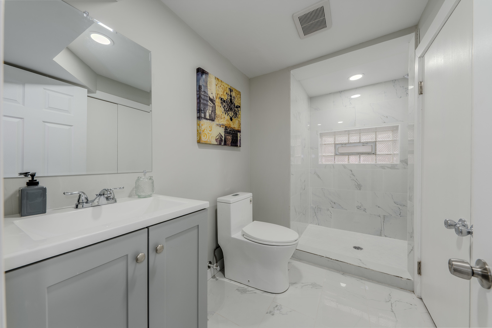 10131 S Calumet Avenue Property Photo 28