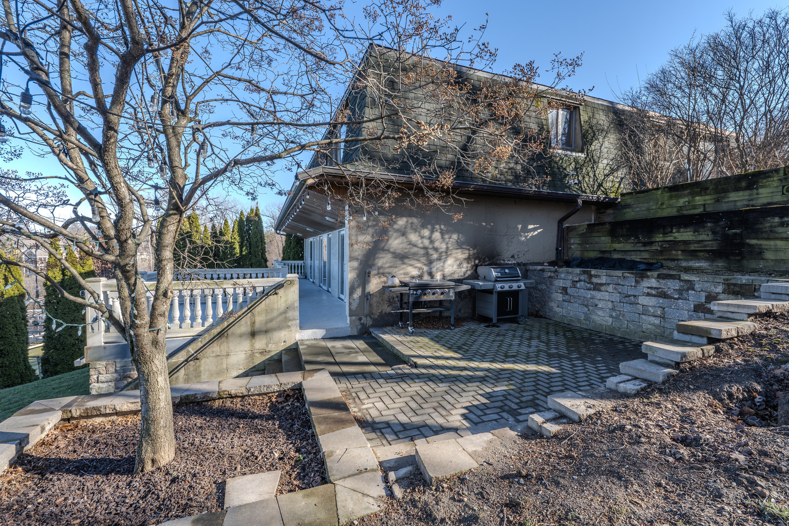 25402 W Dering Lane Property Photo 5