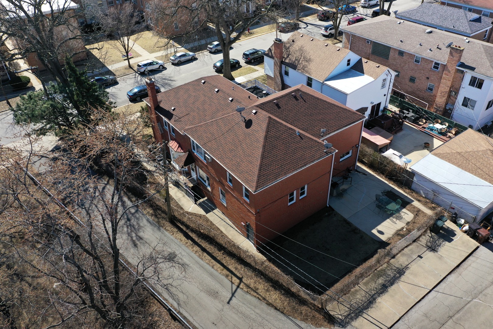 4820 Hull Street Property Photo 4
