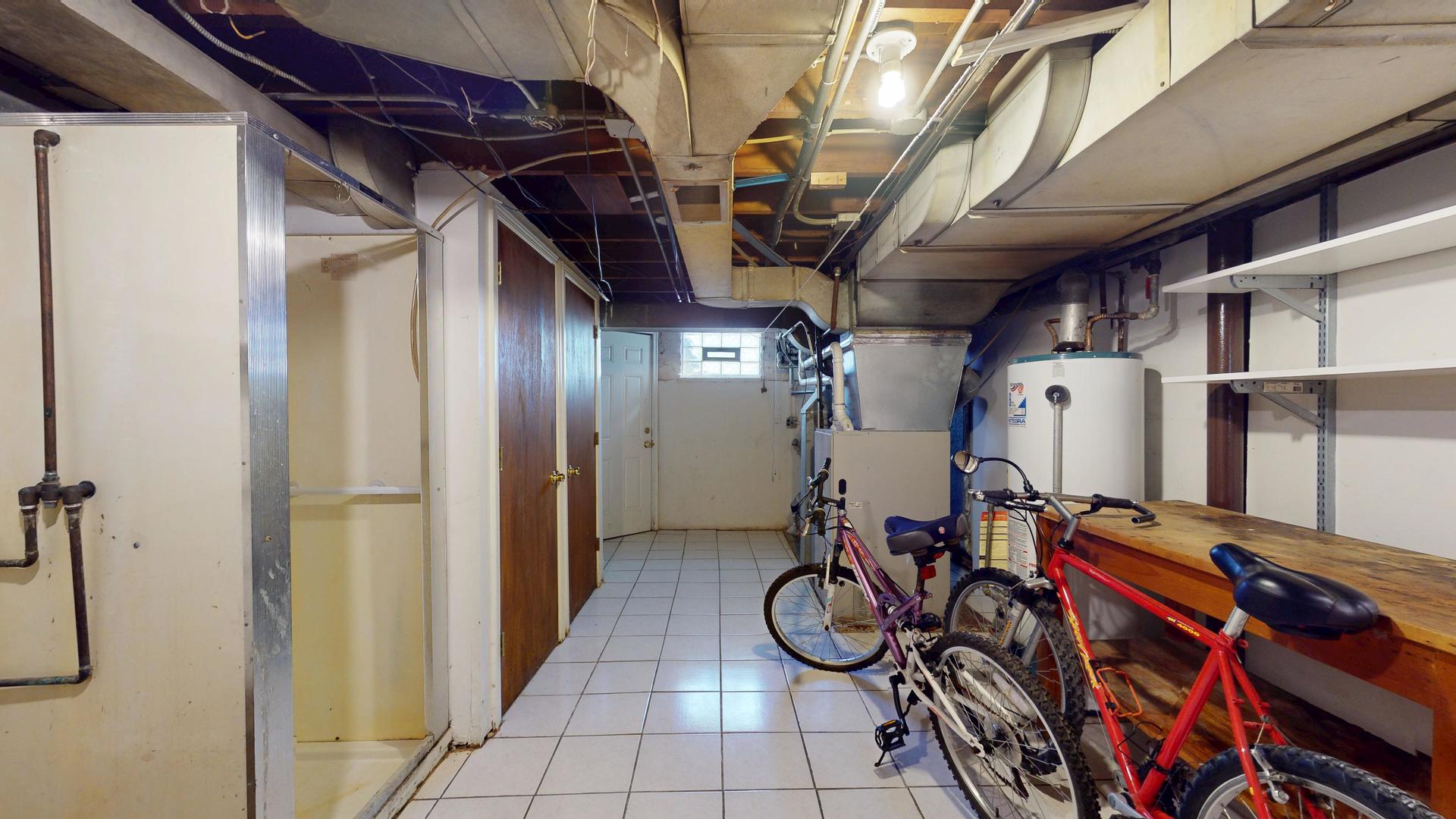 4820 Hull Street Property Photo 16