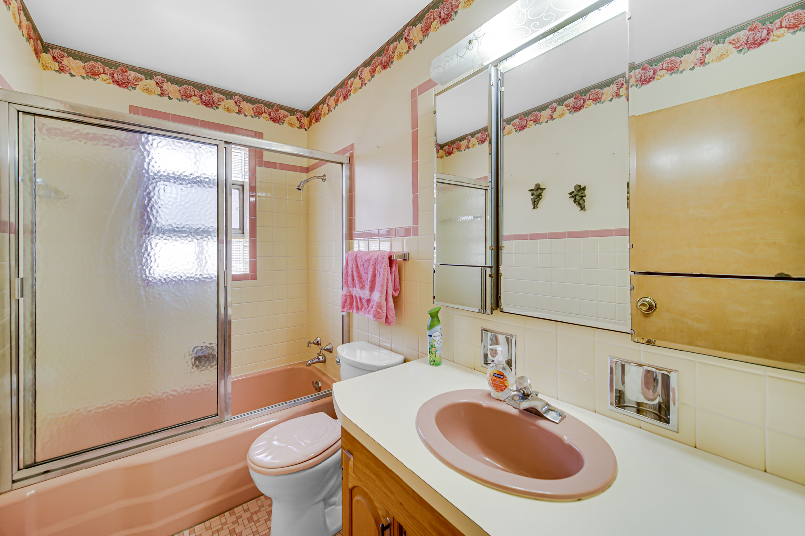 203 S Waterman Avenue Property Photo 17