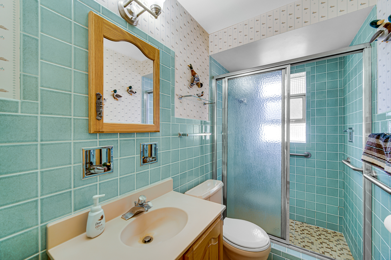 203 S Waterman Avenue Property Photo 18
