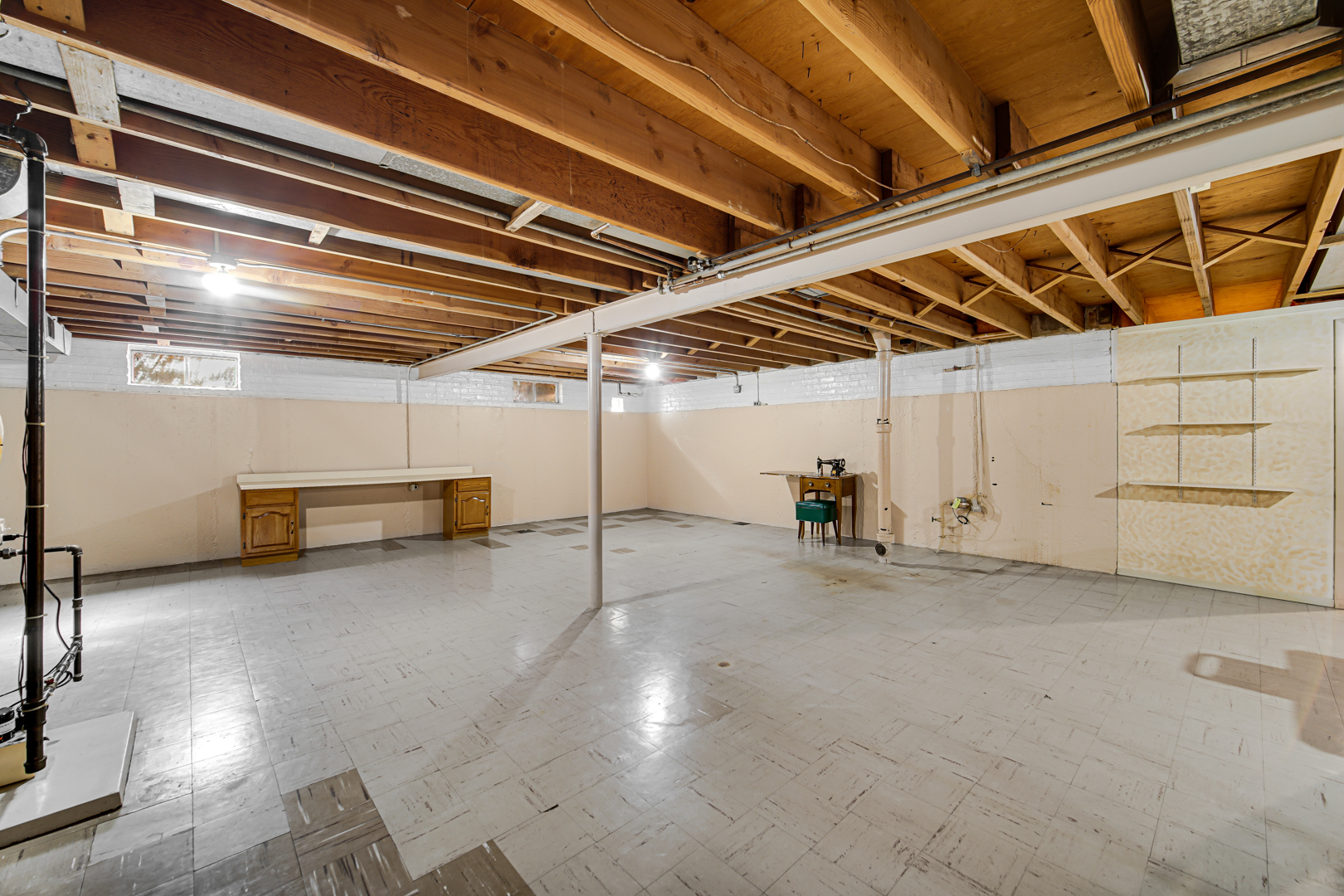 203 S Waterman Avenue Property Photo 24
