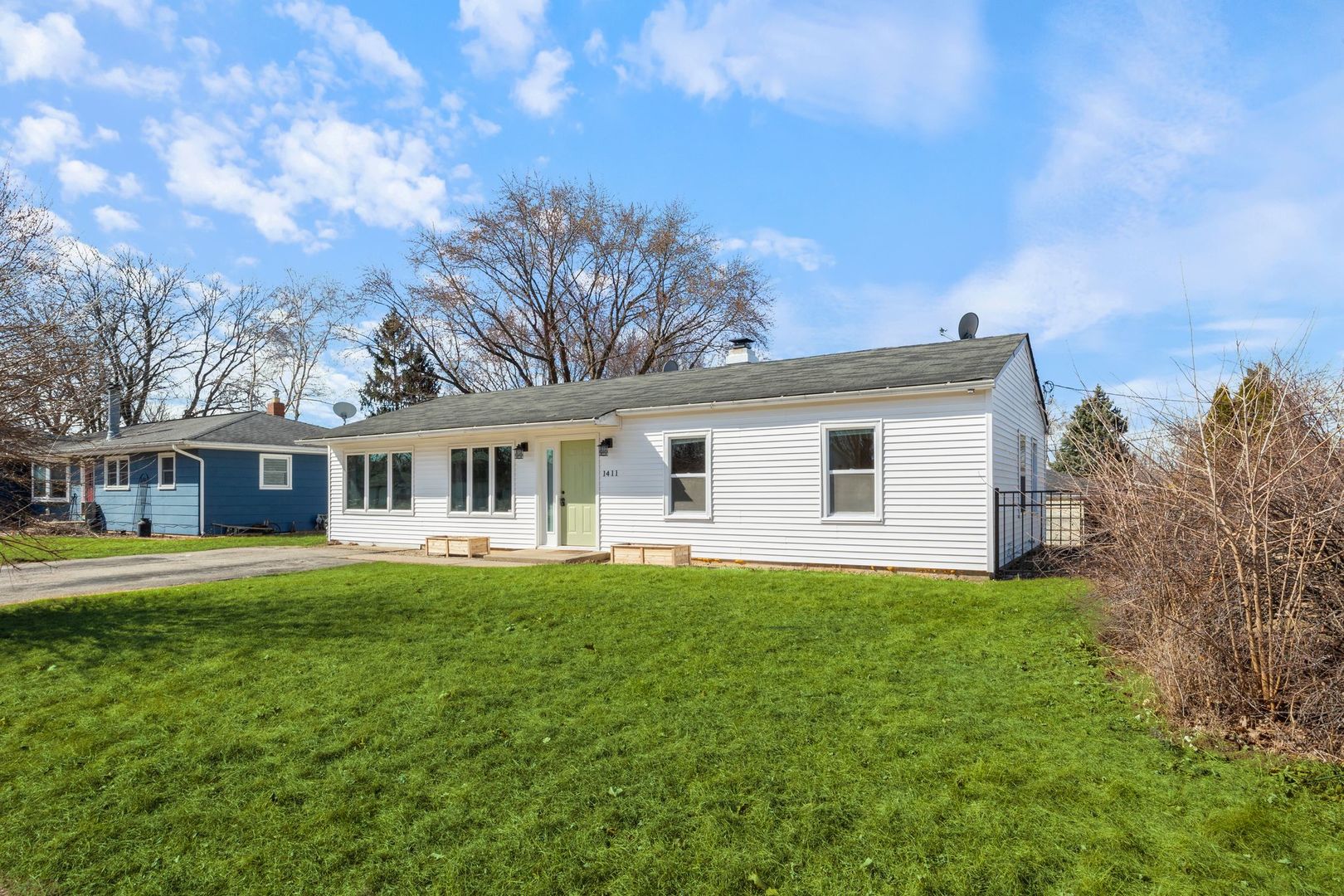 1411 Fairview Lane Property Photo 1