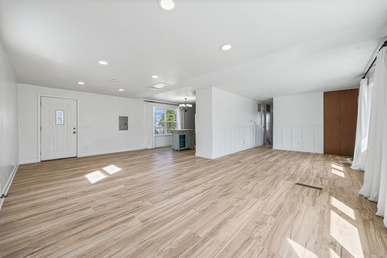 1411 Fairview Lane Property Photo 4