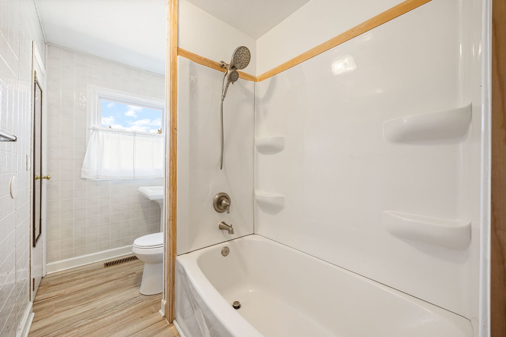1411 Fairview Lane Property Photo 14