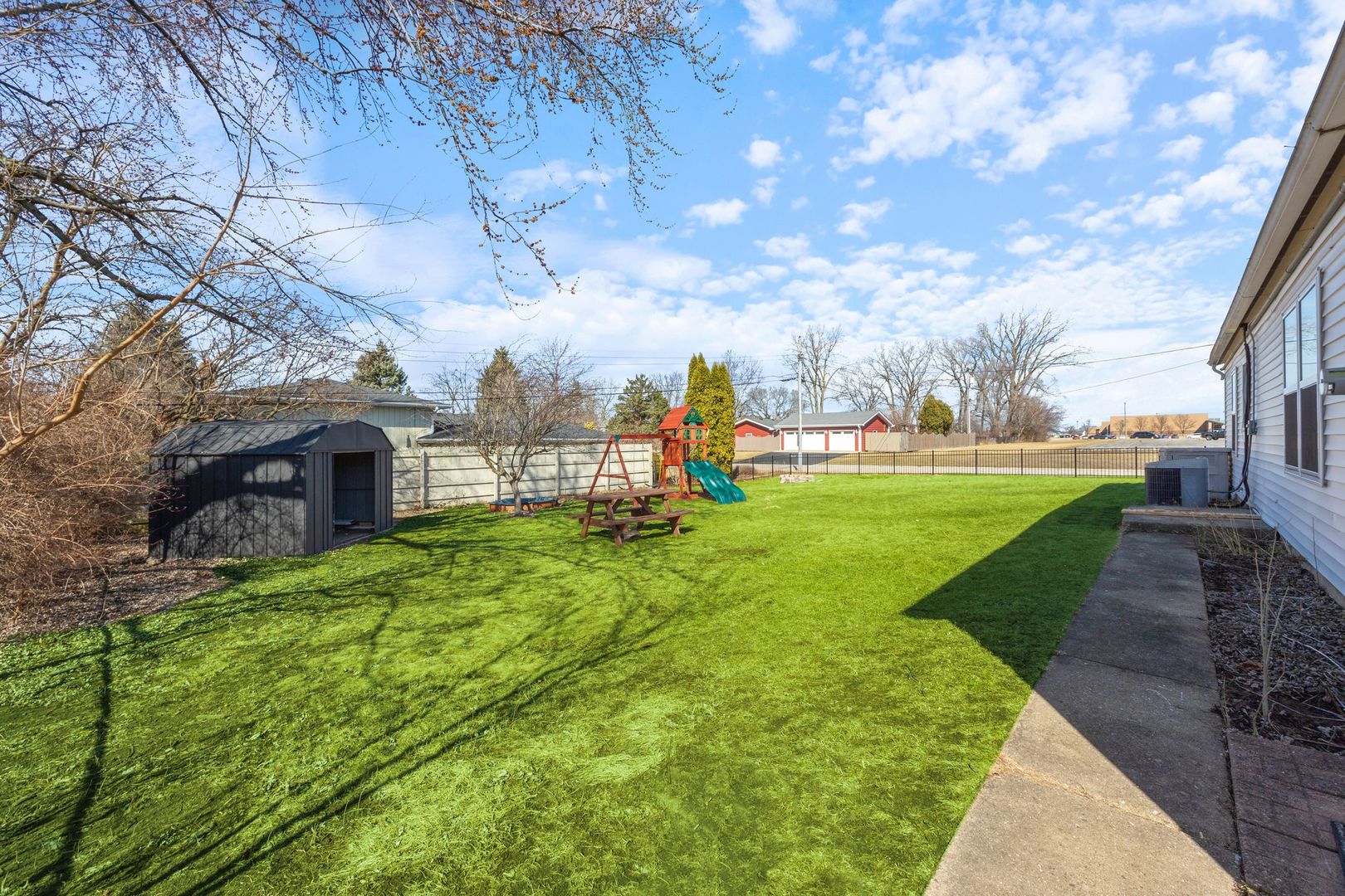 1411 Fairview Lane Property Photo 17