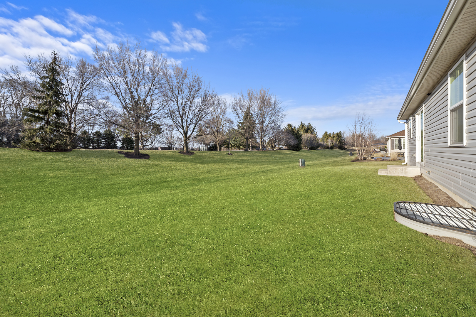 2811 Silver Springs Court Property Photo 4