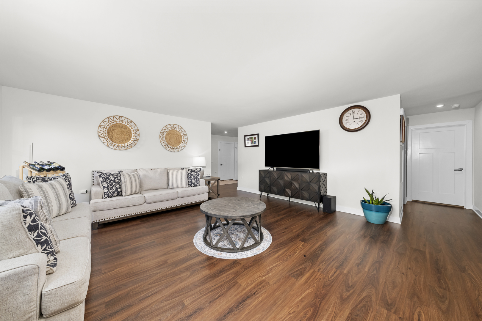 2811 Silver Springs Court Property Photo 25