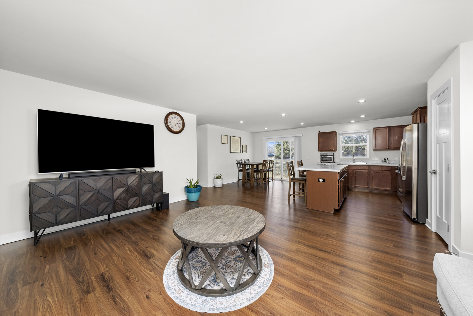 2811 Silver Springs Court Property Photo 26
