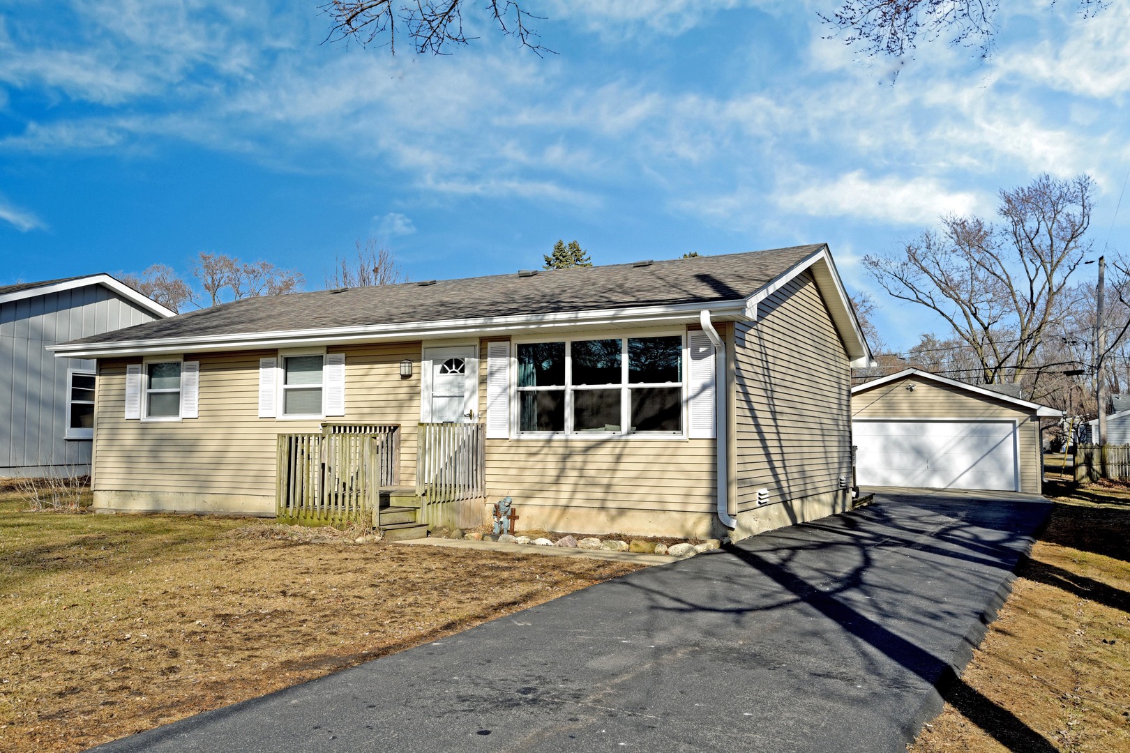 12311976 Property Photo 1