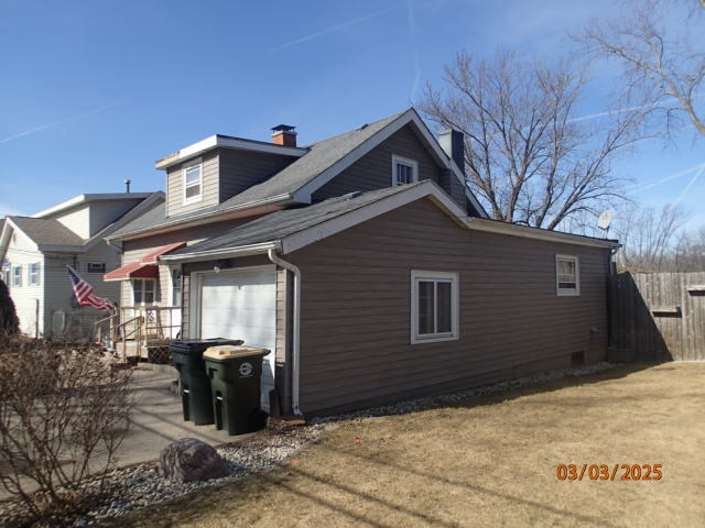 25404 W Highwoods Drive Property Photo 3
