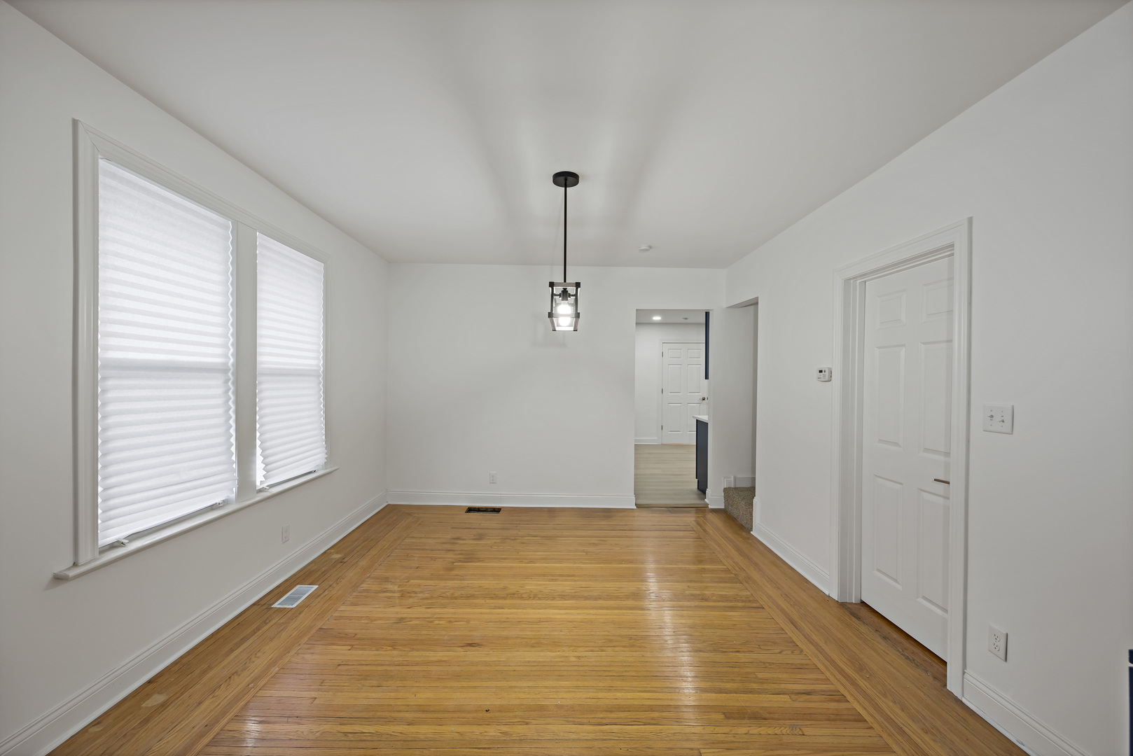13818 Division Street Property Photo 5