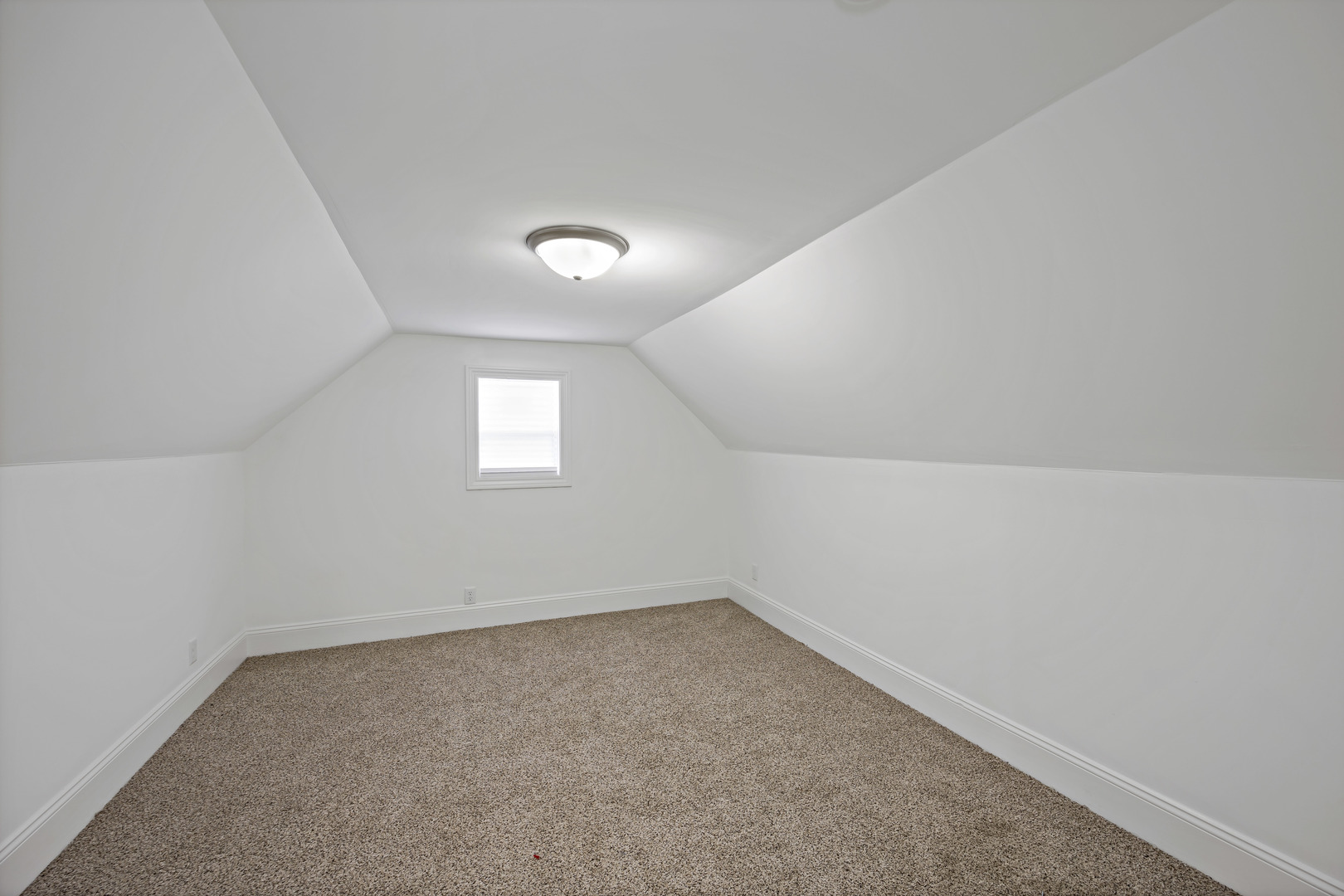 13818 Division Street Property Photo 12