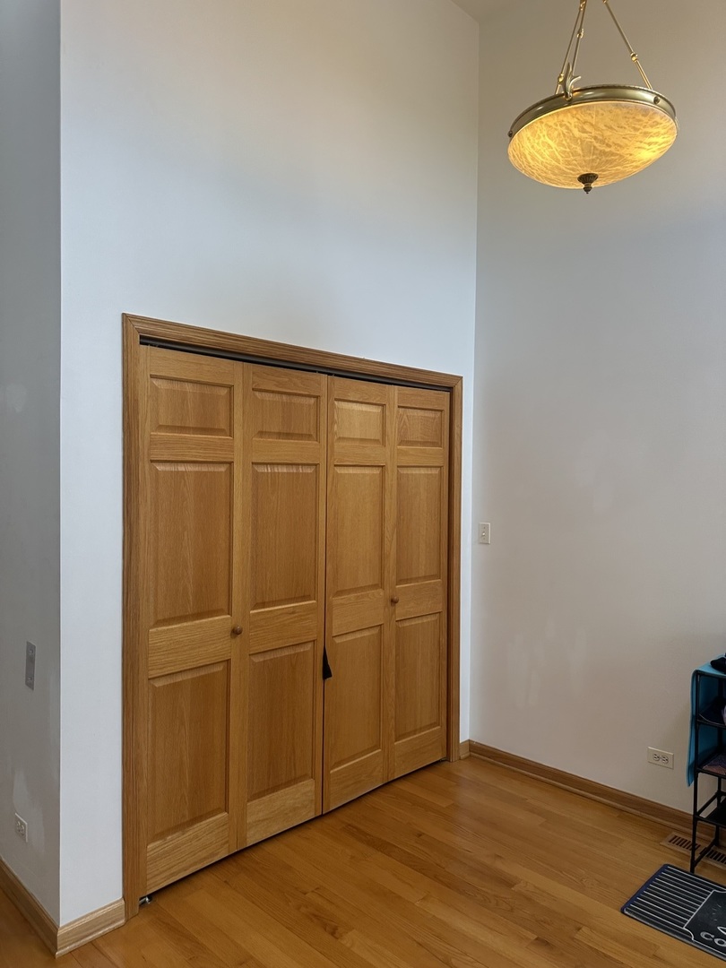 2817 S Thomas Barclay Drive Property Photo 3