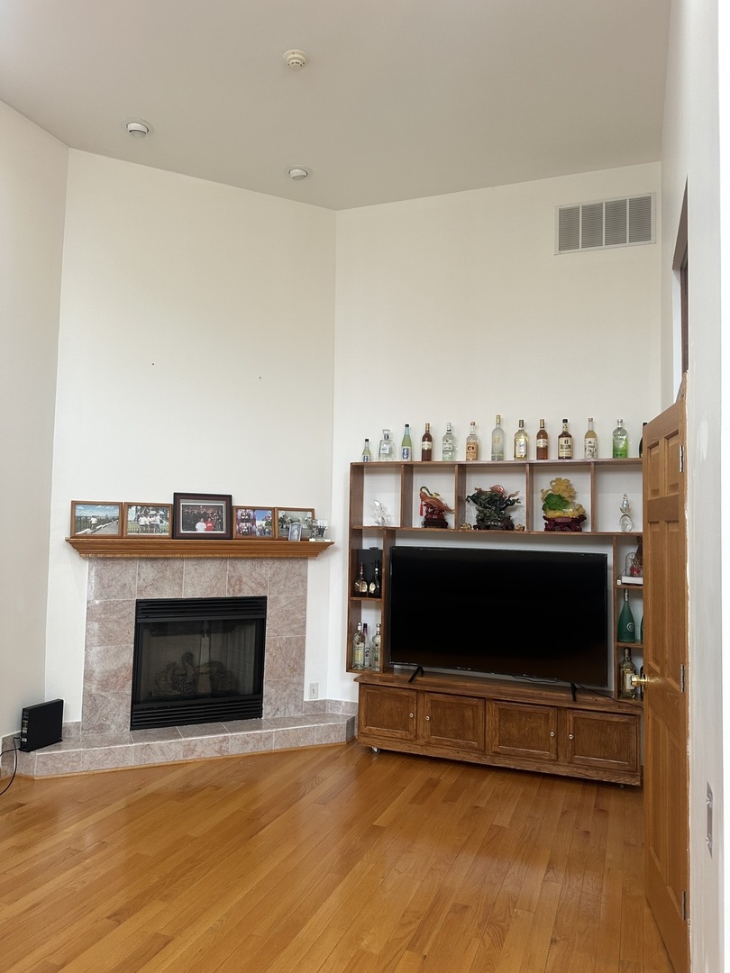 2817 S Thomas Barclay Drive Property Photo 5