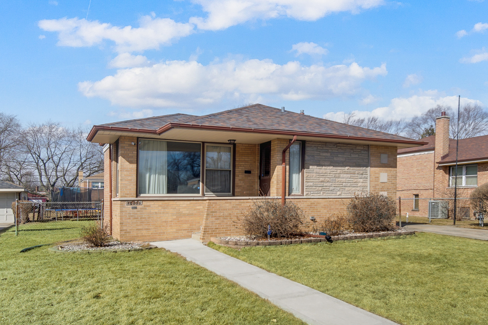 16050 Ellis Avenue Property Photo