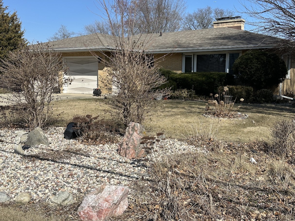 517 N Mclean Boulevard Property Photo
