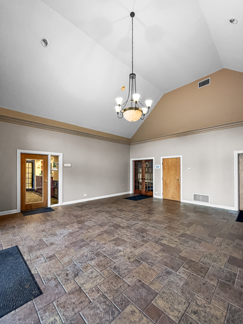 2 Executive Court 4 Property Photo 16