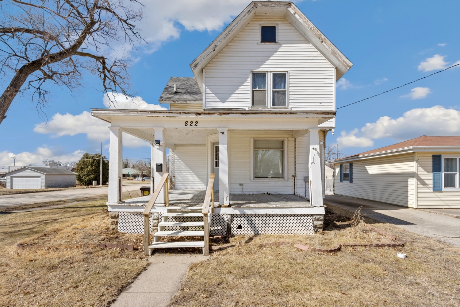 822 Ave A Property Photo