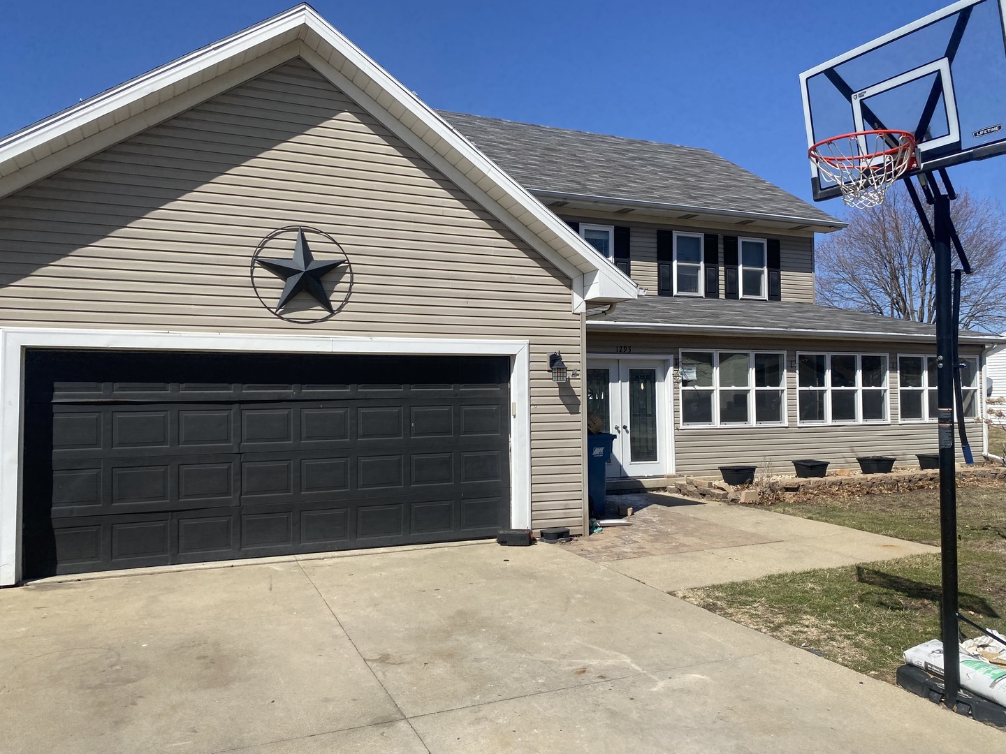 1293 Hartley Avenue Property Photo