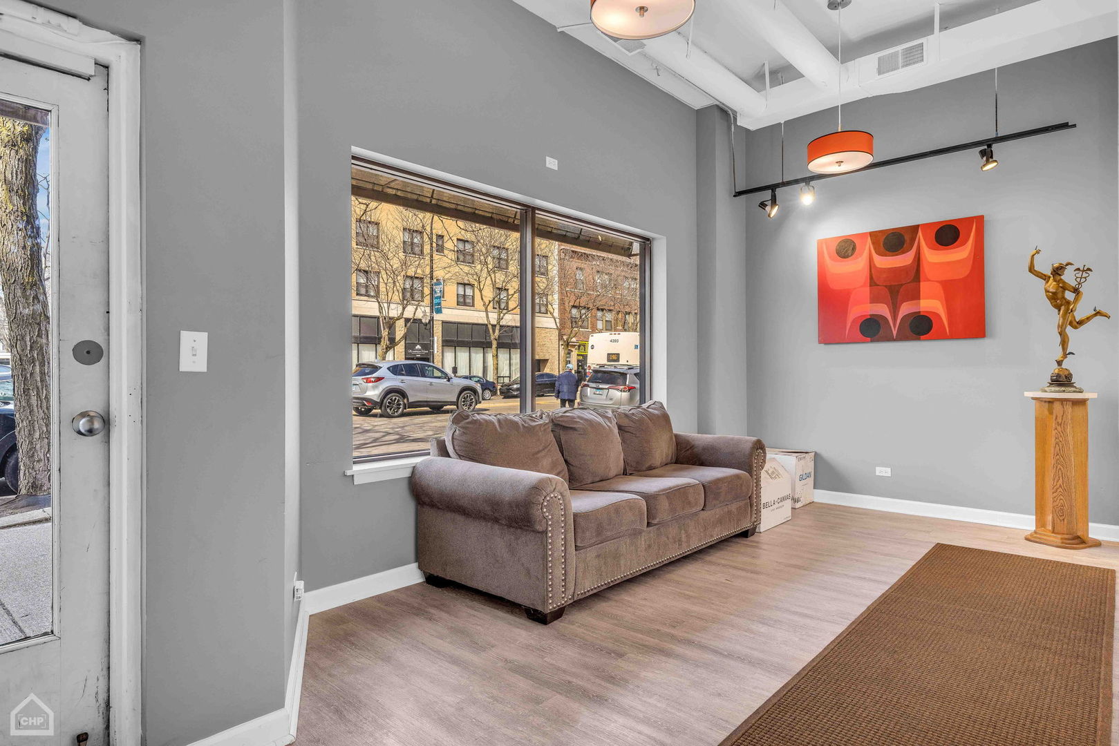 5441 - 5445 N Broadway Street Property Photo 5