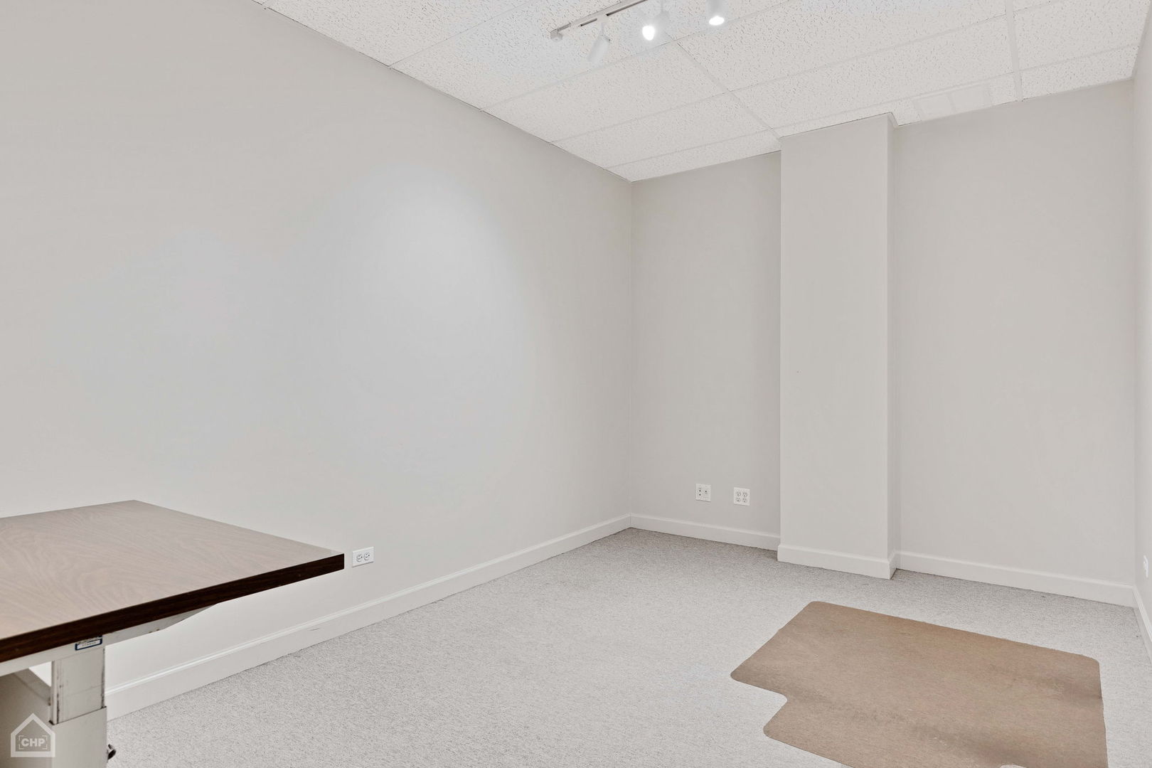 5441 - 5445 N Broadway Street Property Photo 38