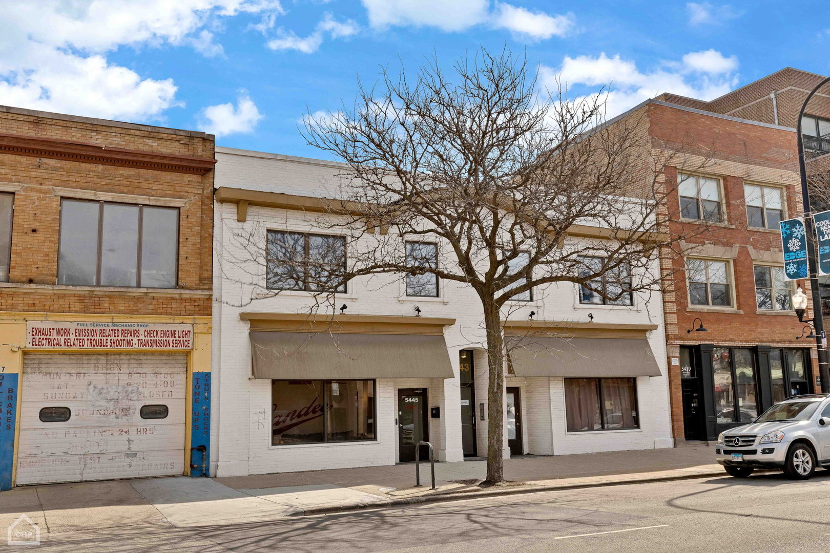 5441 - 5445 N Broadway Street Property Photo 51