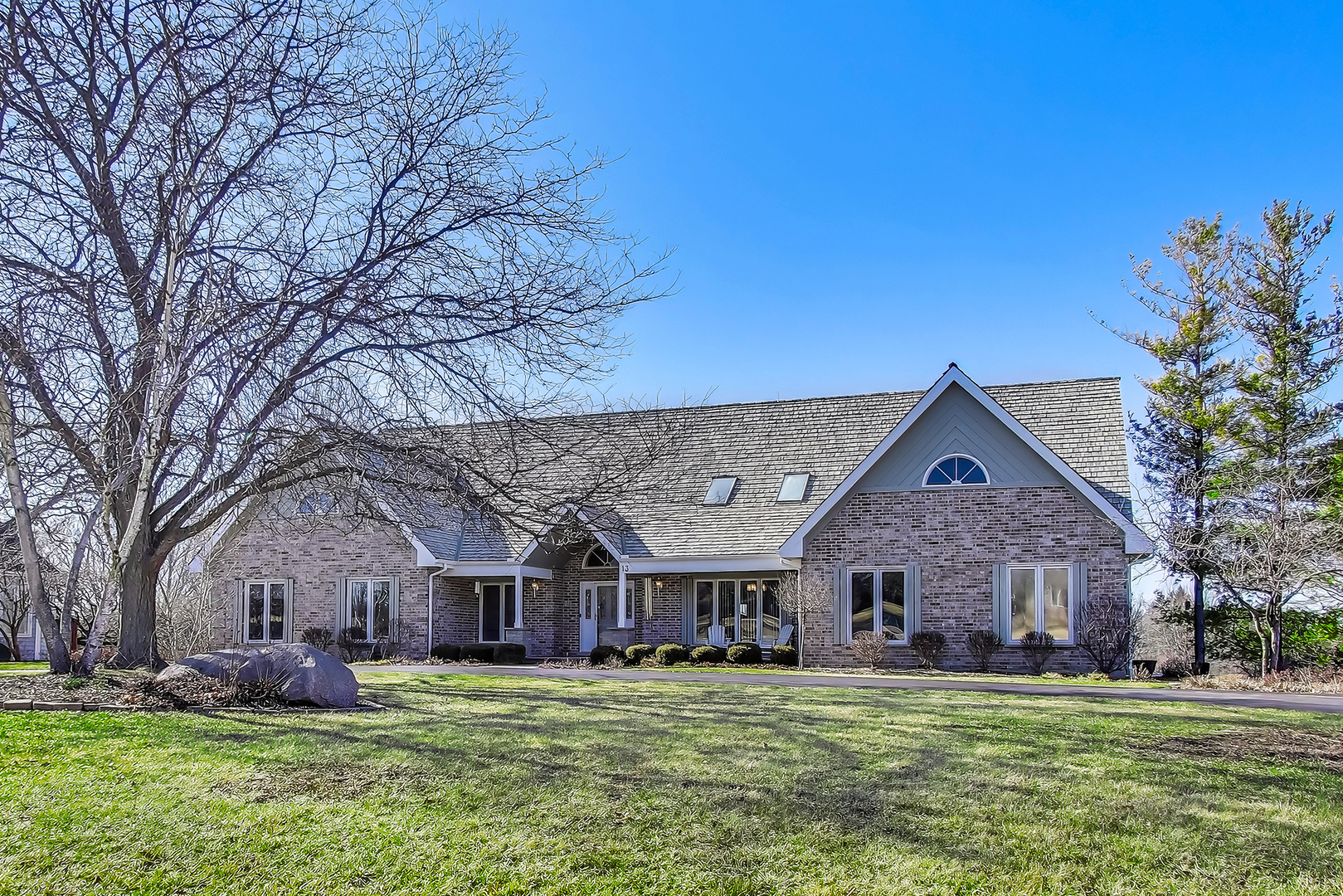 13 Greenbriar Lane Property Photo